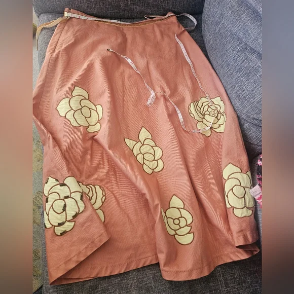 Gorgeous Vintage Beaded Pink Flower Skirt. Large. - Picture 7 of 8